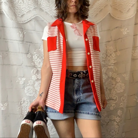 60s | 70s Red Striped Mod Sleeveless Button-Up Top - Picture 2 of 8